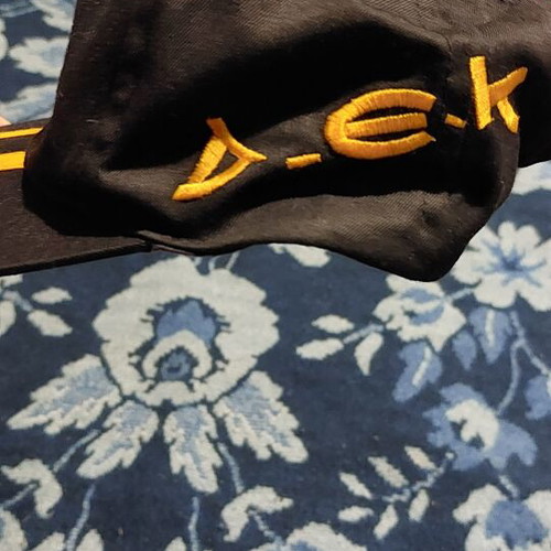 AEK Retro Caps set of two like new