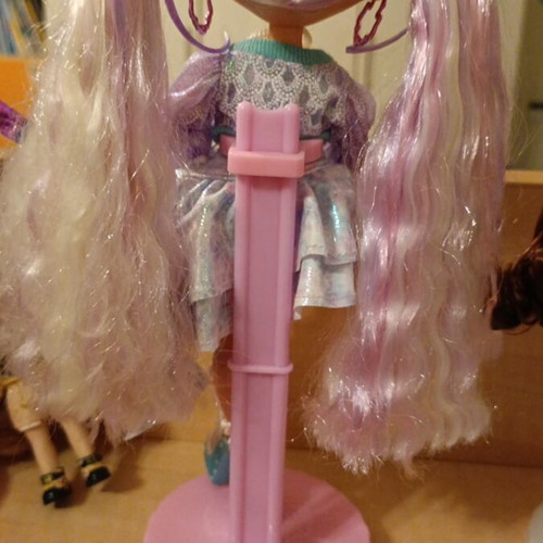 Lol Surprise OMG Doll 3 like new