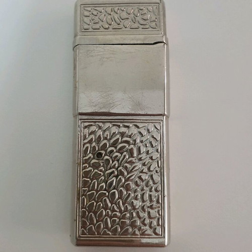 Lucky carved lighter used with lion decoration