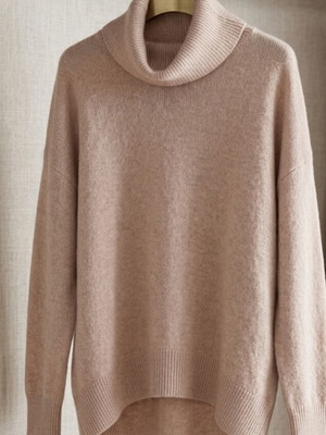 Wool sweater pink pale one size new, warm and comfortable