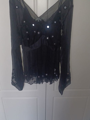 Beach blouse like new, black with ethnic cut