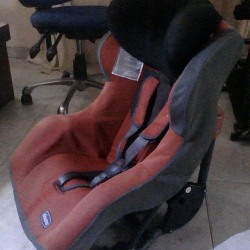 Chico child car seat used
