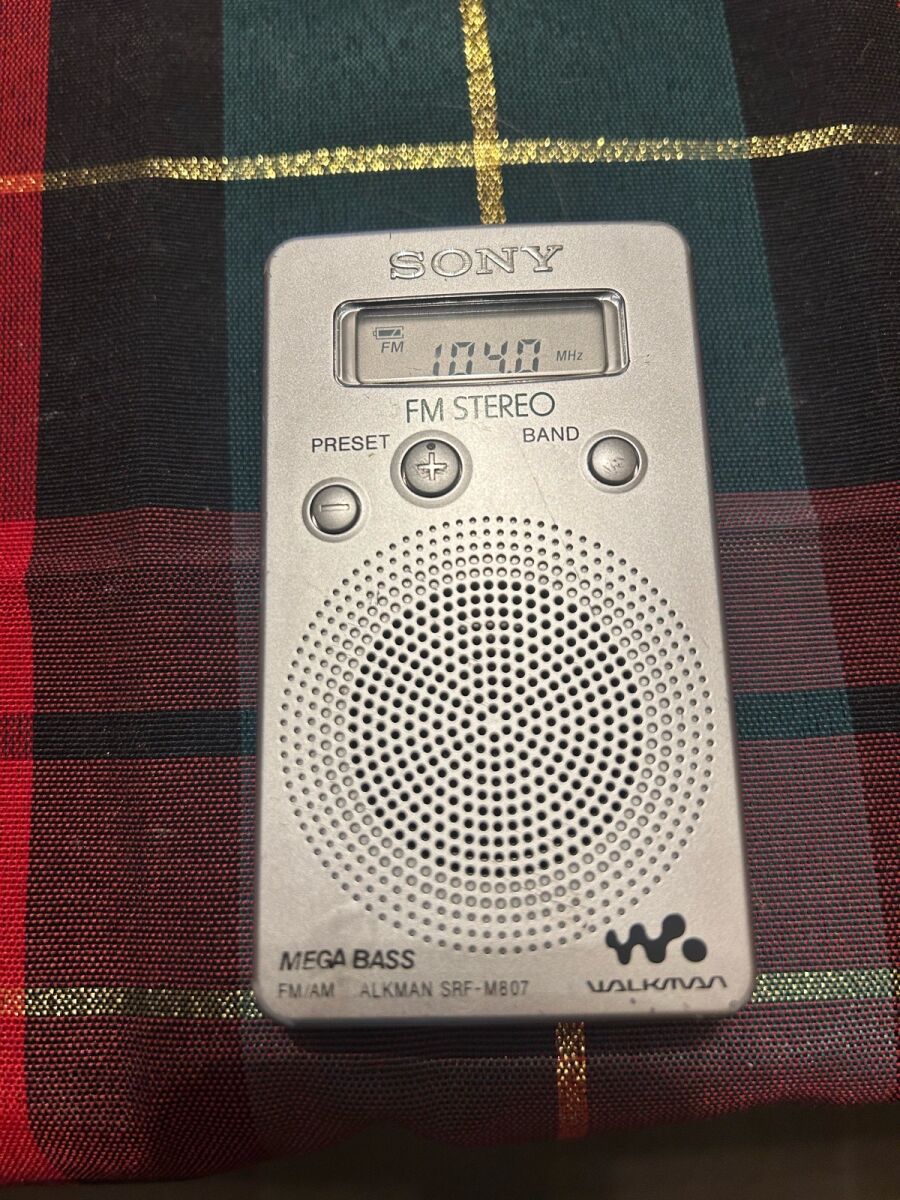 Sony Walkman radio SRF-M807 like new,… - € 32,00 - Vendora.gr