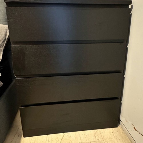Malm Ikea chest of drawers like new with -  85,00 - Vendora.cy