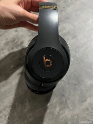 Beats Studio 3 ακουστικά μεταχειρισμένα με καινούργια μαξιλαράκια
