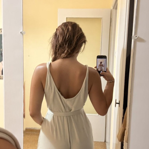 Bershka beige jumpsuit with belt, unworn