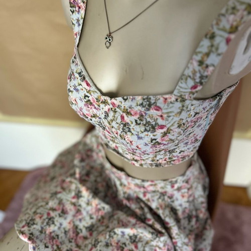 Floral set Bershka like new, multicolor skirt and blouse