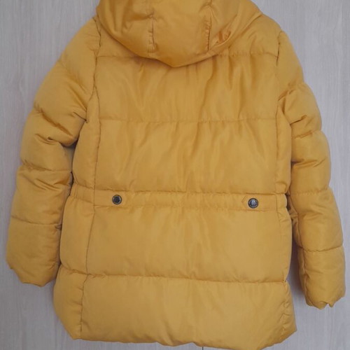 Zara yellow jacket for 10 years, 140 cm, new