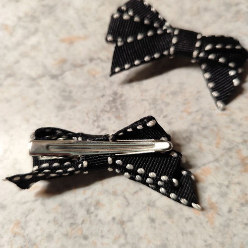 Hair clips like new, set of 2 pieces