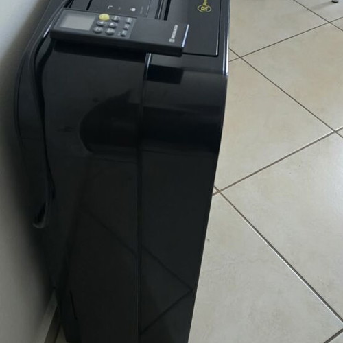 Morris MDD-10251WW Zeolite Dehumidifier like new with warranty