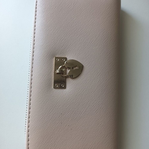 Women's wallet like new, pink, missing zipper clip
