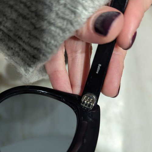 Kaleos Satine sunglasses in black, like new