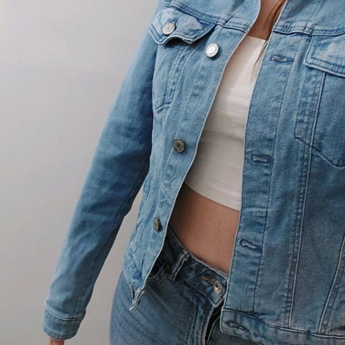 Bershka denim jacket size medium like new, blue turquoise