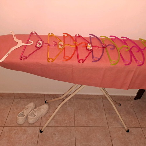 Plastic children's hangers used, pack of 12, assorted colors