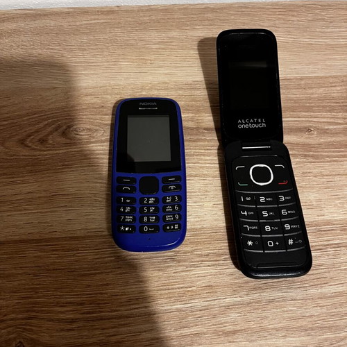 Nokia 105 Dual Sim and Alcatel One Touch vintage phones