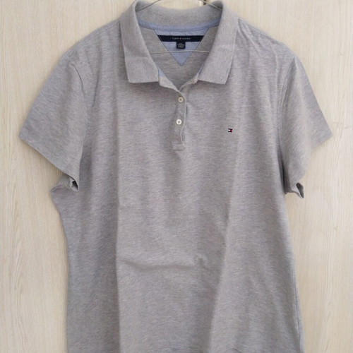 Tommy Hilfiger boys' grey t-shirt XXL like new, cotton