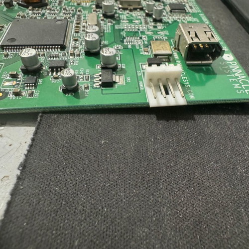 Pinnacle BIGBEN-51016499-1.2B PCI video card used