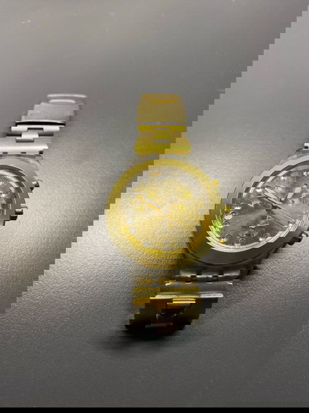 swatch ρολόι