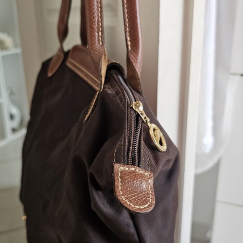Longchamp handbag like new, brown