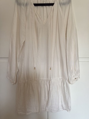 H&M dress size L white like new, loose fit