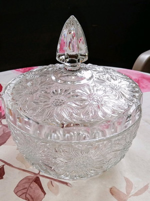 Μεγάλη κρυστάλλινη φοντανιέρα σκαλιστή σαν καινούργια 50ς-60ς