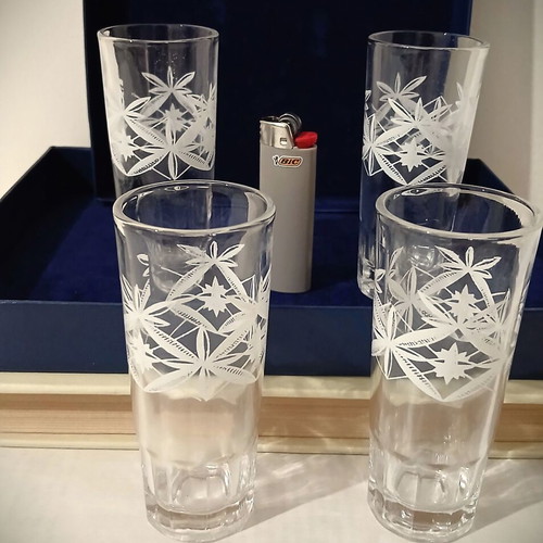 Ouzo glasses like new, set of 4 classic glass tubes