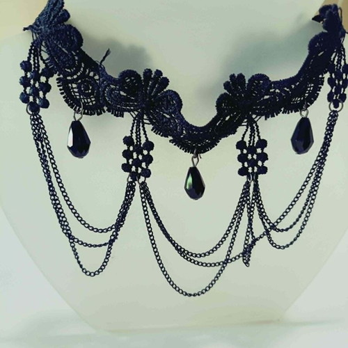 Necklace new vintage style black by Apefthon for evening outings