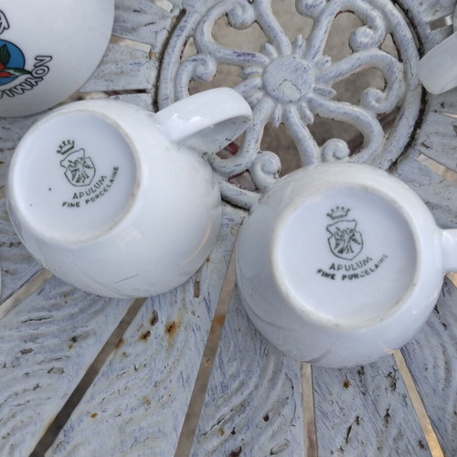 Lumidis Collectible Set 8 Pieces Used, Cups and Saucers