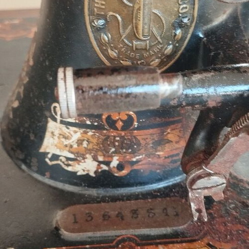 Singer antique sewing machine used, Victorian decoration 1896