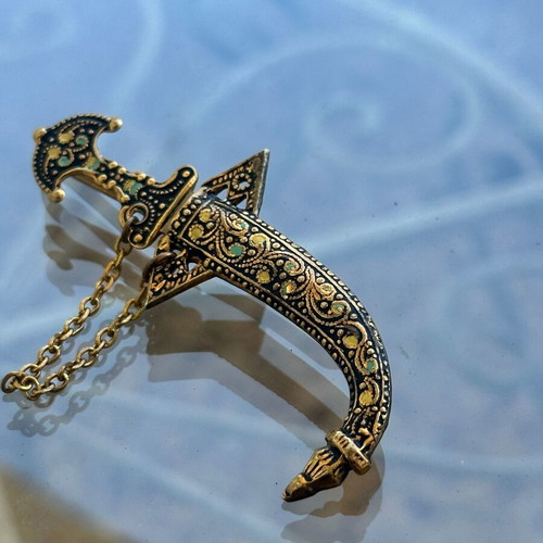 Vintage Toledo Tie Clip with Sword Miniature Damascene used