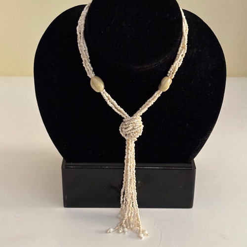 Handmade necklace used with small beads, beige