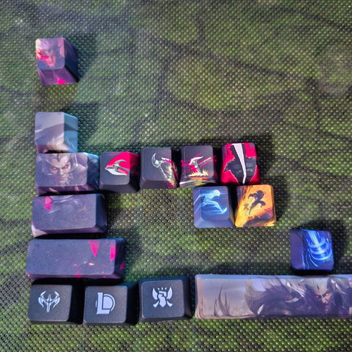 34 Darius keycaps for mechanical keyboard new