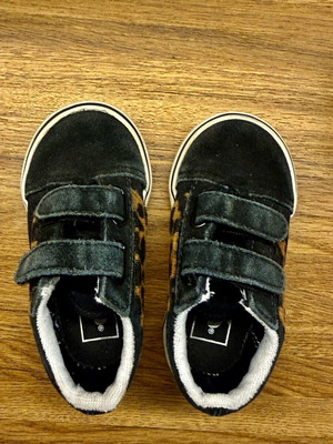 Vans Black Leopard toddler shoes size 22 like new