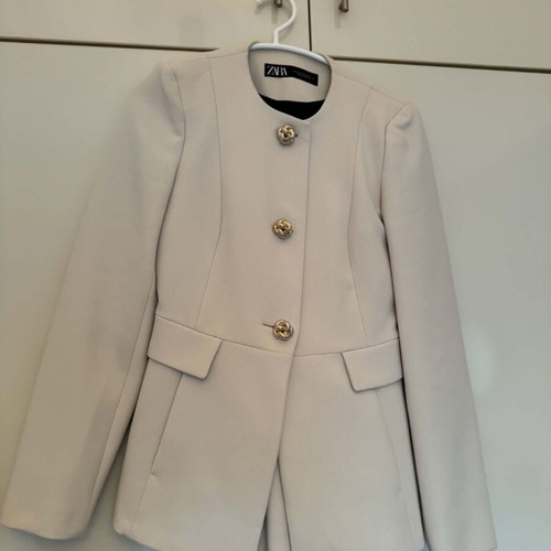 Zara suit beige, like new, jacket XS and pants S