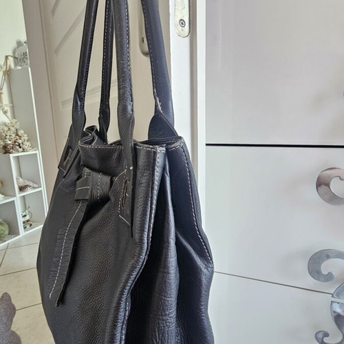 Leather shoulder bag used, black