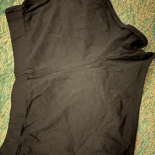 Pink Woman black shorts like new, size M
