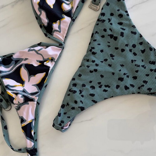 Bikini set like new, reversible black and khaki, size S