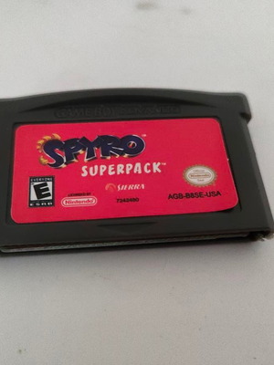 Spyro Superpack Game Boy Advance GBA like new, 2 in 1 adventure games