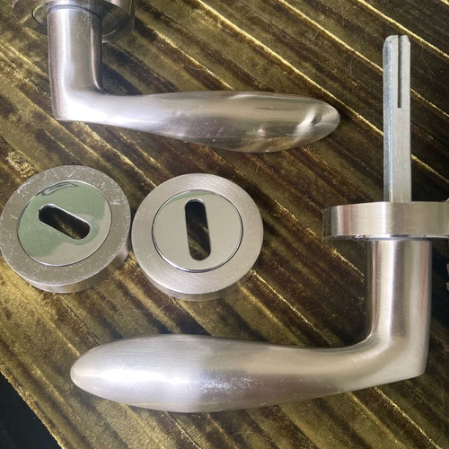 Door handle set like new, satin finish, internal door