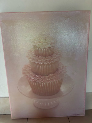 Πίνακας cupcake βραβευμένης ζωγράφου Ιωάννας Ευθυμίου σαν καινούργιος