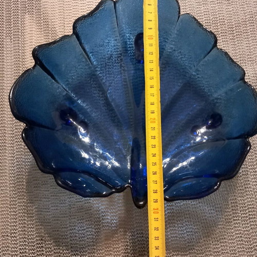 Vintage blue leaf-shaped platter like new