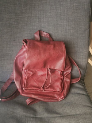 Leatherstudio leather backpack used, burgundy color