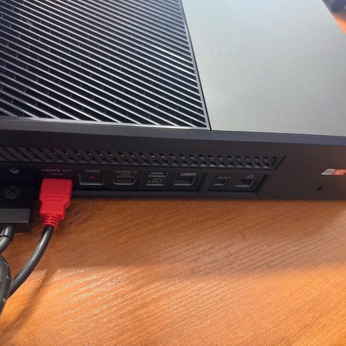 Xbox One 500GB like new