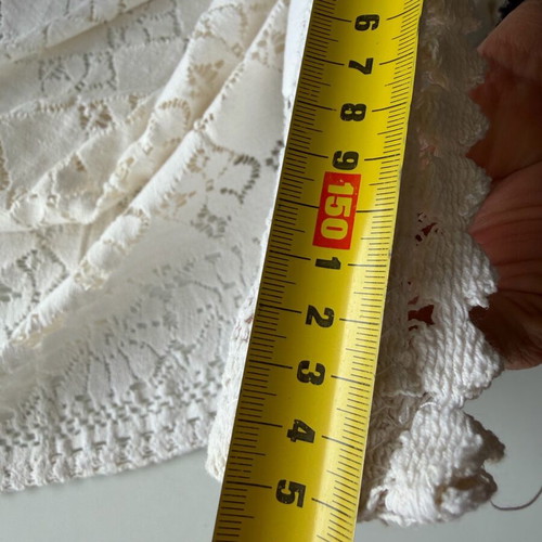 Decorative sofa throw like new, can be used as tablecloth