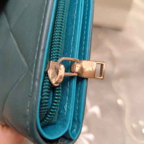 Fragola wallet new, green with signs of wear