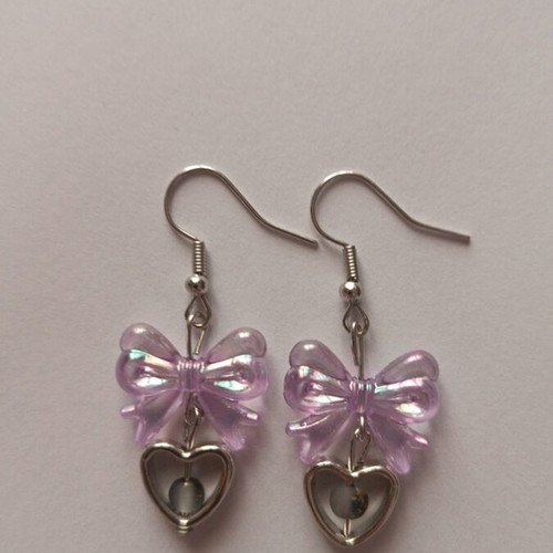 Earrings with purple bows and silver hearts new