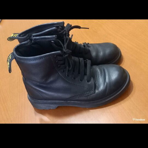 Dr. Martens boots used, size 35 EU, black