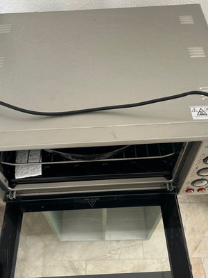 Φουρνάκι Gruppe I-28TTFL μεταχειρισμένο με ισχύ 2250W και χωρητικότητα 50 λίτρα