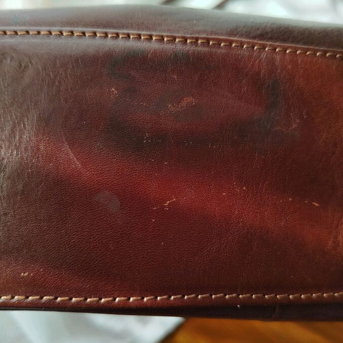 Brown shoulder bag made of genuine leather like new