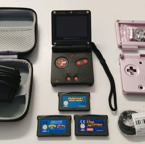 Gameboy Advance SP & extras!!